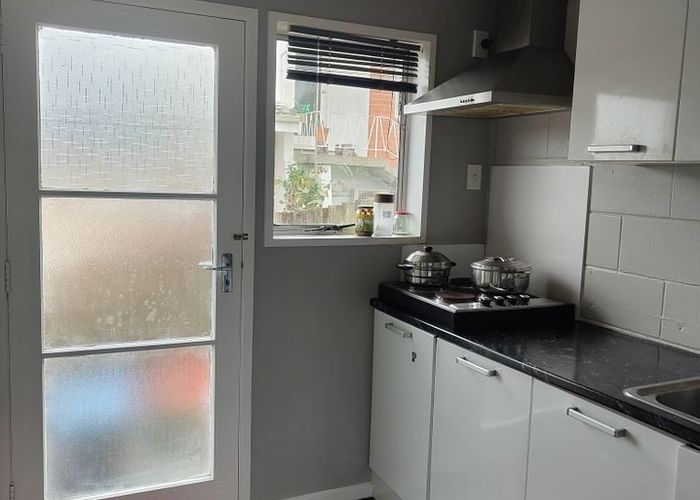  at 3/26 Doncroot Street, Morningside, Auckland City, Auckland