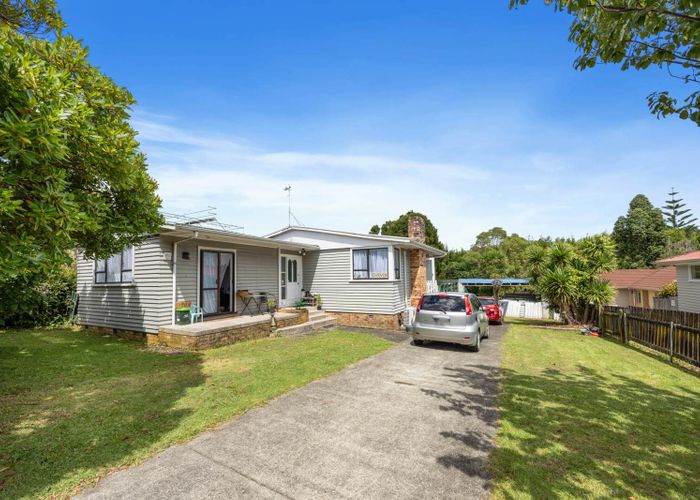  at 26 Kingdale Road, Henderson, Waitakere City, Auckland