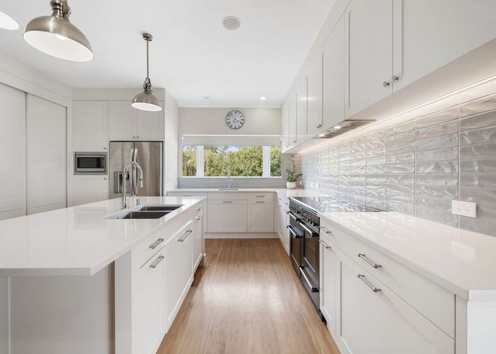  at 567 Whitford Road, Howick