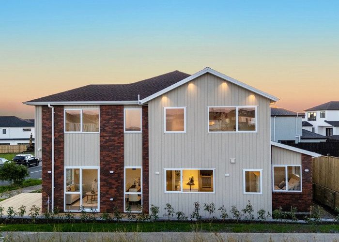  at 52 Emerald Avenue, Karaka, Franklin, Auckland