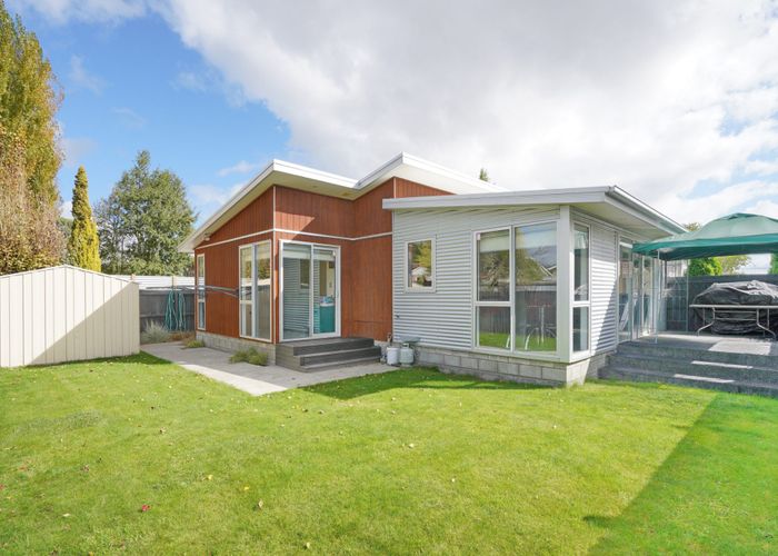  at 64a Smith Street, Woolston, Christchurch City, Canterbury