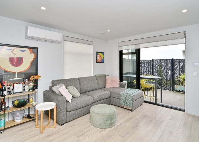  at 8/16 New Brighton Road, Shirley, Christchurch City, Canterbury