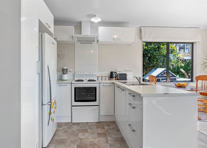 at 3 Titiro Way, Welcome Bay, Tauranga