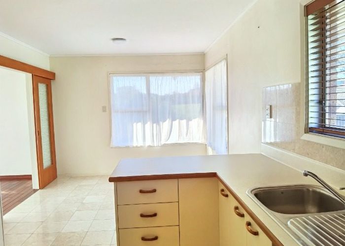  at 12 Covic Avenue, Blockhouse Bay, Auckland City, Auckland