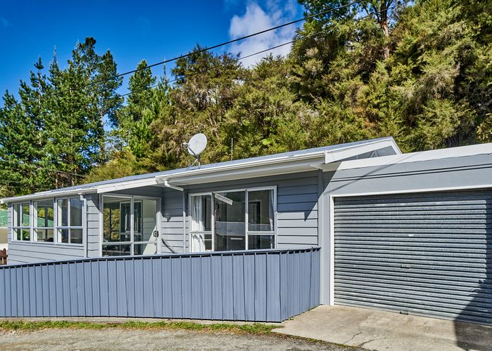  at 2/22 Shackleton Grove, Stokes Valley, Lower Hutt