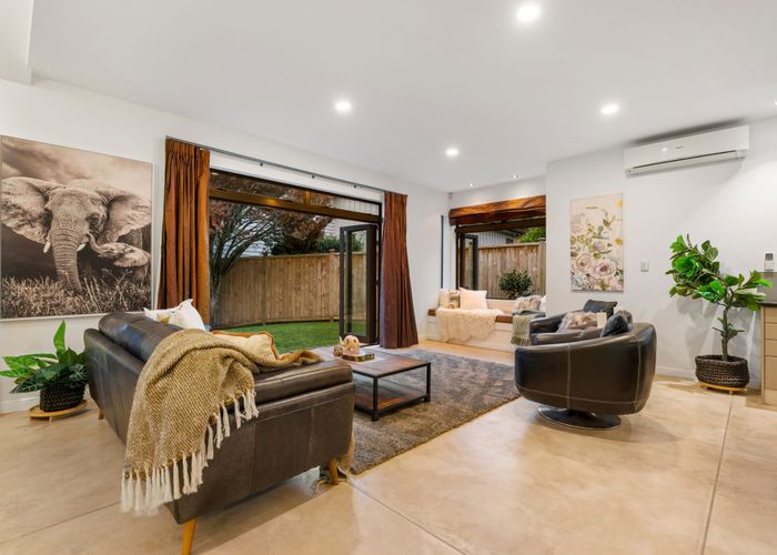  at 27A Wicklam Lane, Greenhithe, North Shore City, Auckland