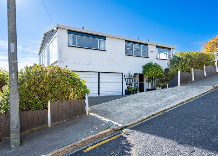  at 19 Clyde Street, Kinmont Park, Mosgiel
