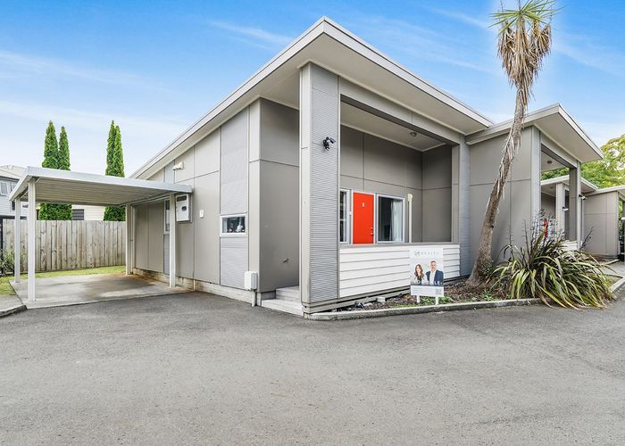  at 16A Dowding Street, Melville, Hamilton