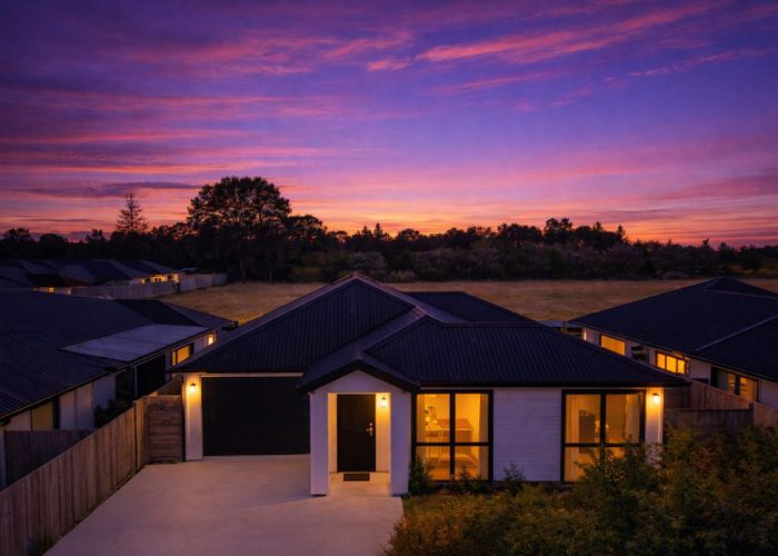  at 11 Silver Beech Street, Takanini, Papakura, Auckland