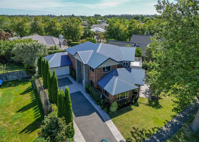  at 62 Willowview Drive, Redwood, Christchurch
