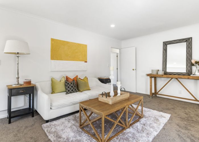  at 76 Drake Street, Howick, Auckland