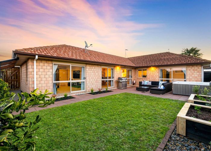  at 13 Monash Place, Flat Bush, Manukau City, Auckland