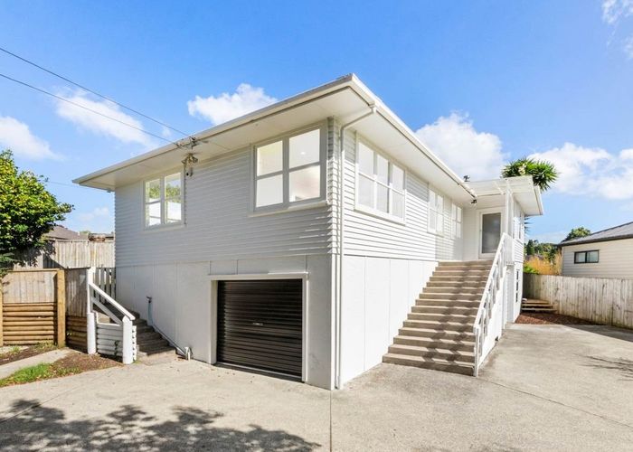  at 22 Maui Pomare Street, Blockhouse Bay, Auckland