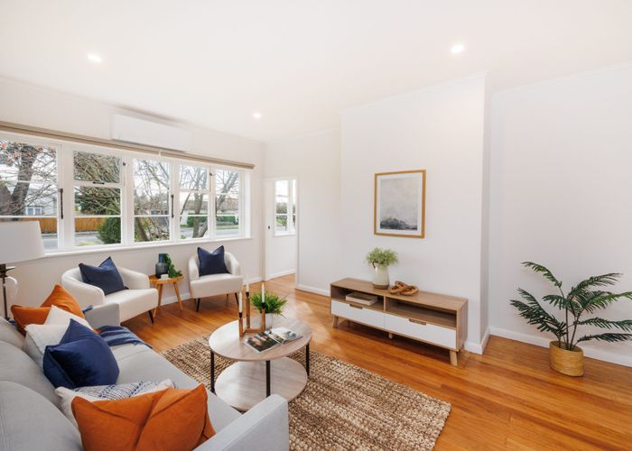  at 260 College Street, West End, Palmerston North, Manawatu / Whanganui