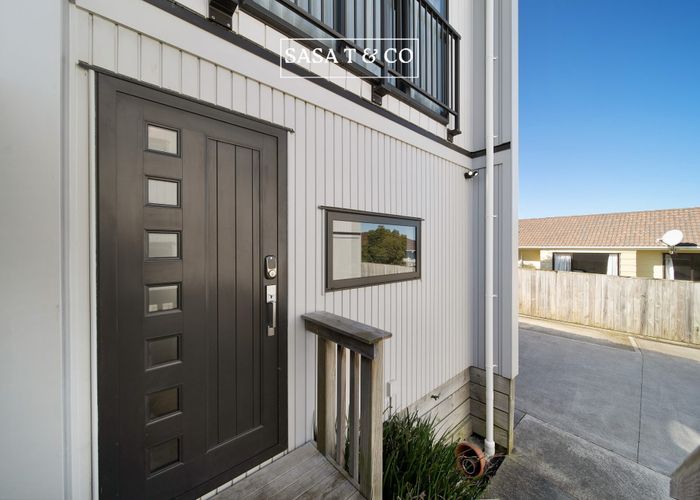  at 2/16 Putini Road, Mangere Bridge, Manukau City, Auckland