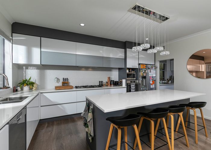  at 3 Santorini Rise, Bayview, Auckland