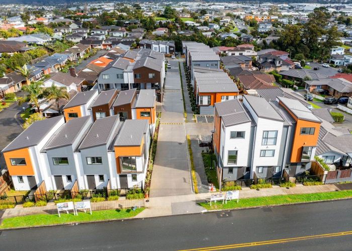  at 49 Raupeti Lane, Henderson, Auckland