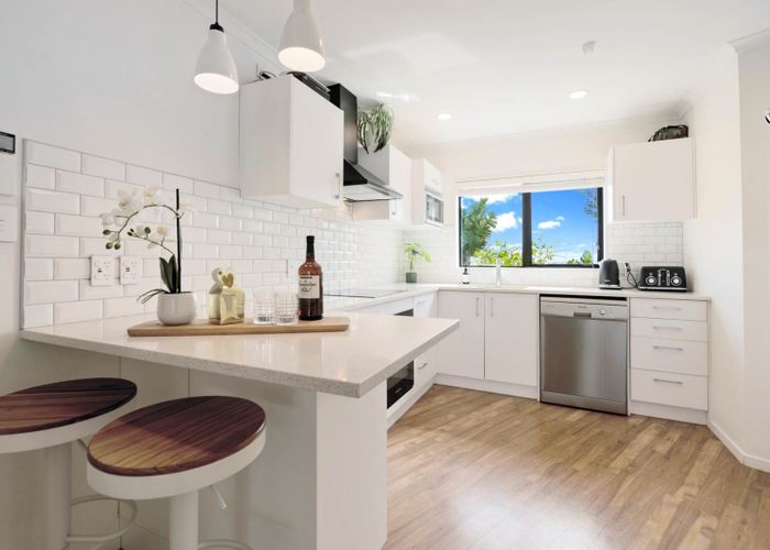  at 32B Barberton Terrace, Red Hill, Papakura, Auckland