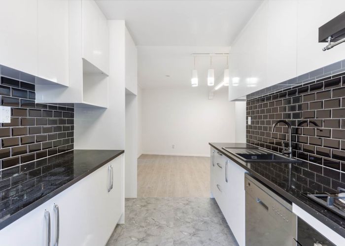  at 72C Connaught Street, Blockhouse Bay, Auckland