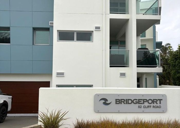  at 1/52 Cliff Road, Bridgeport Apartments, Avenues, Tauranga, Bay Of Plenty