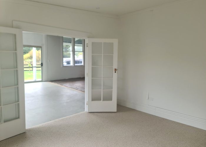  at 10844 Route 52, Pongaroa