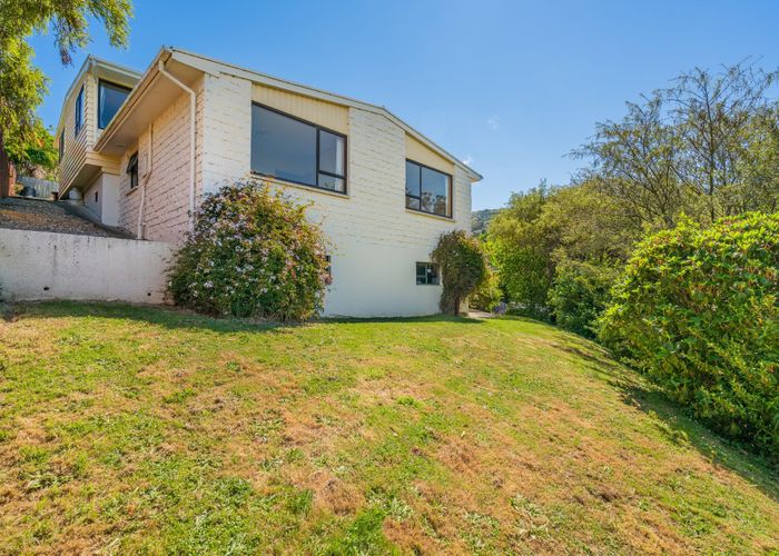  at 35 Pioneer Crescent, Helensburgh, Dunedin, Otago