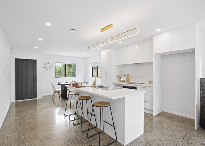 at 80D Woodglen Road, Glen Eden, Auckland
