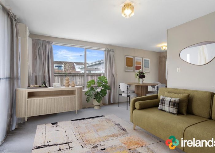  at 2/33 Nairn Street, Spreydon, Christchurch