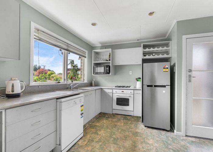  at 14 Lysander Place, Hillcrest, Hamilton