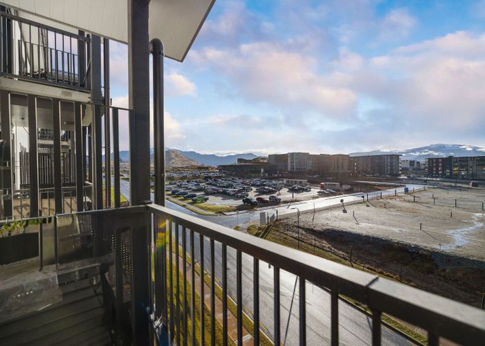  at 609/10 Copper Beech Avenue, Frankton, Queenstown-Lakes, Otago