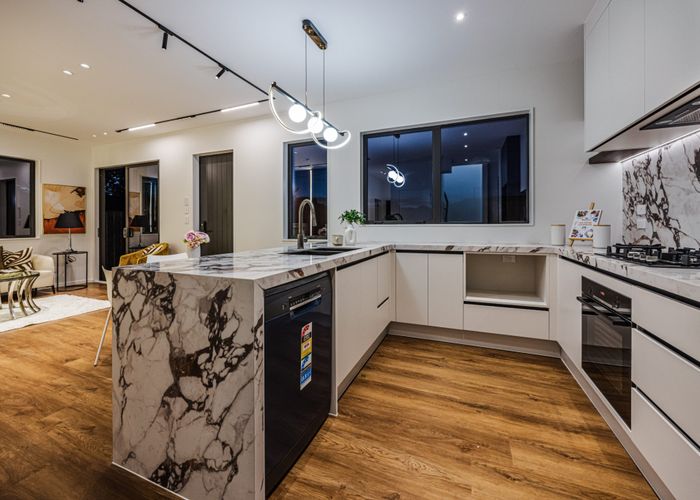  at 8/39 Central Avenue, Papatoetoe, Manukau City, Auckland