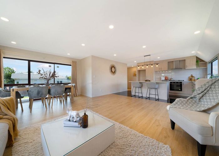  at 1/218 Balmoral Road, Mount Eden, Auckland City, Auckland