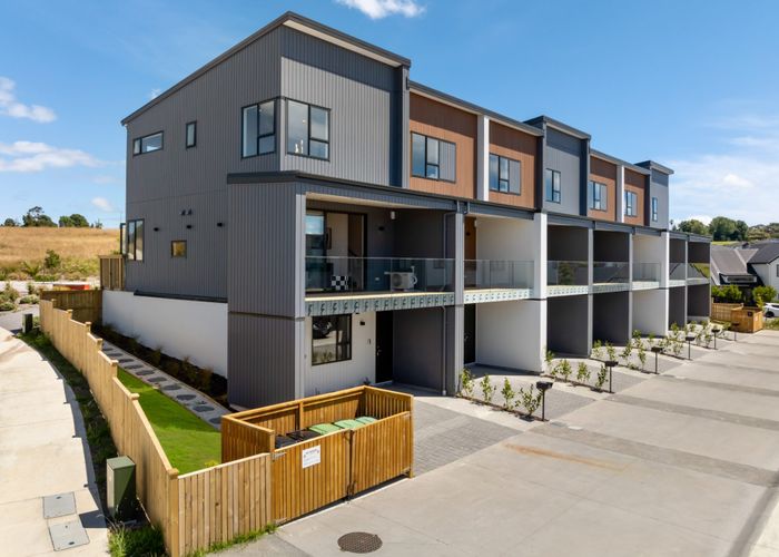  at 1 Heketara Way, Westgate, Waitakere City, Auckland