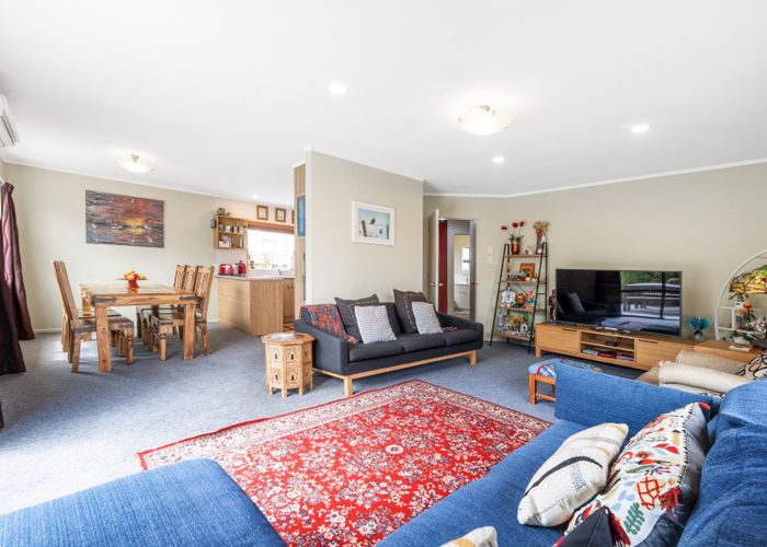  at 2/133 Moore Street, Howick, Manukau City, Auckland