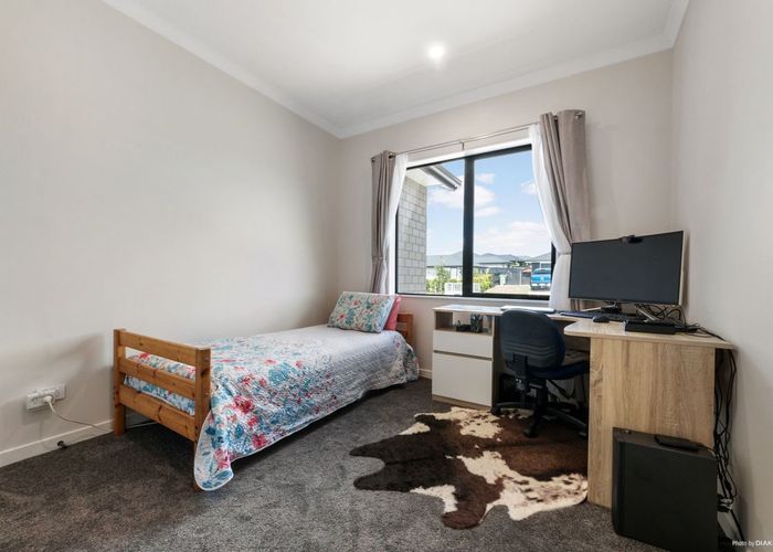  at 1 Peacock Place, Pokeno