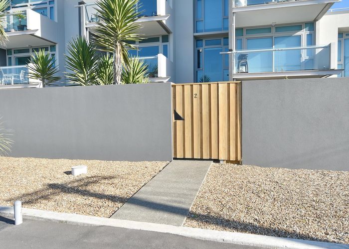  at 2/272 Marine Parade, New Brighton, Christchurch City, Canterbury