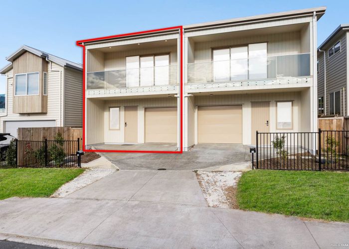  at 1B Taupiko Place, Green Bay, Waitakere City, Auckland
