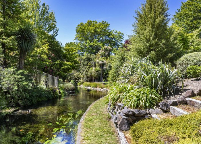  at 9 Rochdale Street, Fendalton, Christchurch City, Canterbury