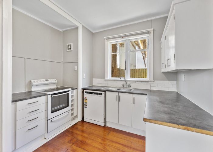  at 158 Naenae Road, Naenae, Lower Hutt