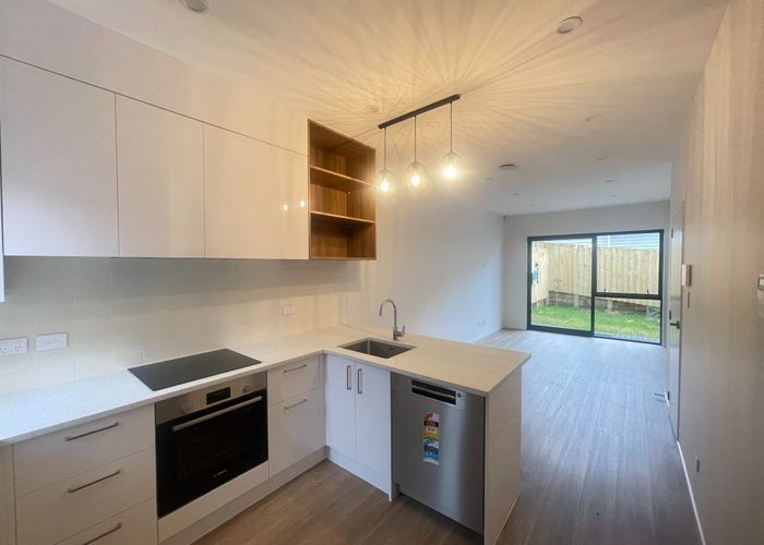  at 5/41 Ambler Avenue, Glen Eden, Auckland