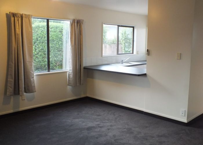  at 2/10 Dilworth Street, Riccarton, Christchurch