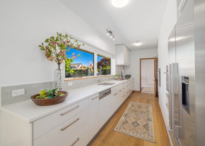  at 43 McDougall Avenue, St Albans, Christchurch