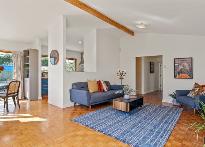  at 394 Cashmere Road, Westmorland, Christchurch City, Canterbury