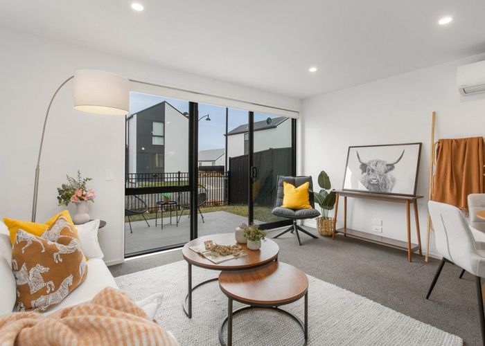 at 8 Wheatsheaf Lane, Heathcote Valley, Christchurch