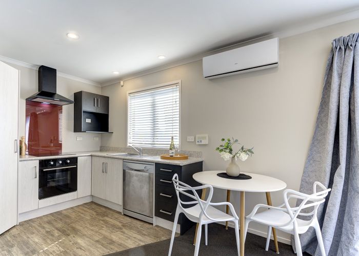  at 3A Cameron Road, Hamilton East, Hamilton