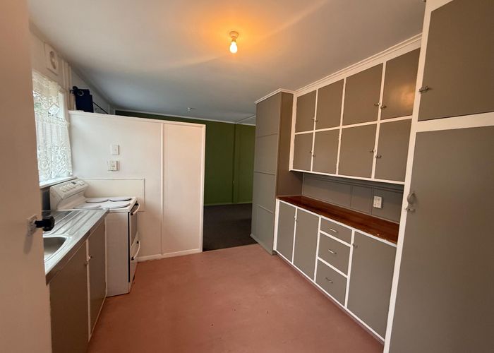  at 16 Derby Place, Cannons Creek, Porirua, Wellington