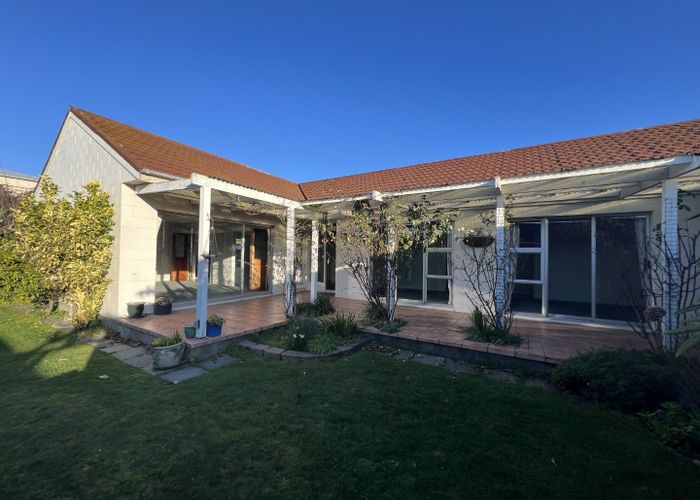  at 11 Camberwell Place, Avonhead, Christchurch City, Canterbury