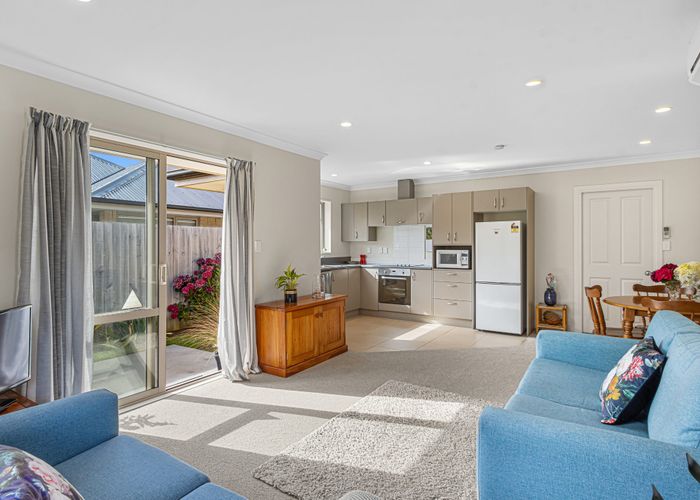  at 6C Albert Terrace, Saint Martins, Christchurch