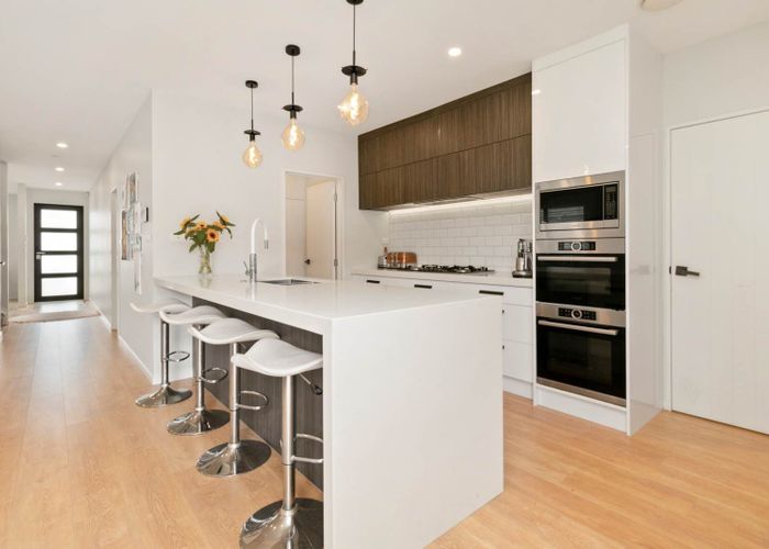  at 17 Lisnoble Road, Flat Bush, Manukau City, Auckland
