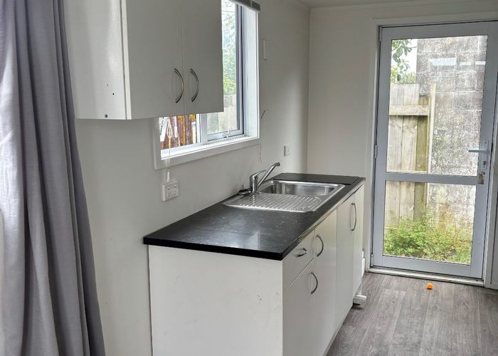  at 18B Gibbons Road, Weymouth, Weymouth, Manukau City, Auckland